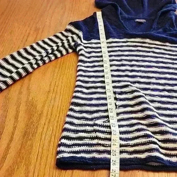 Eddie Bauer hooded striped sweater - Picture 8 of 12